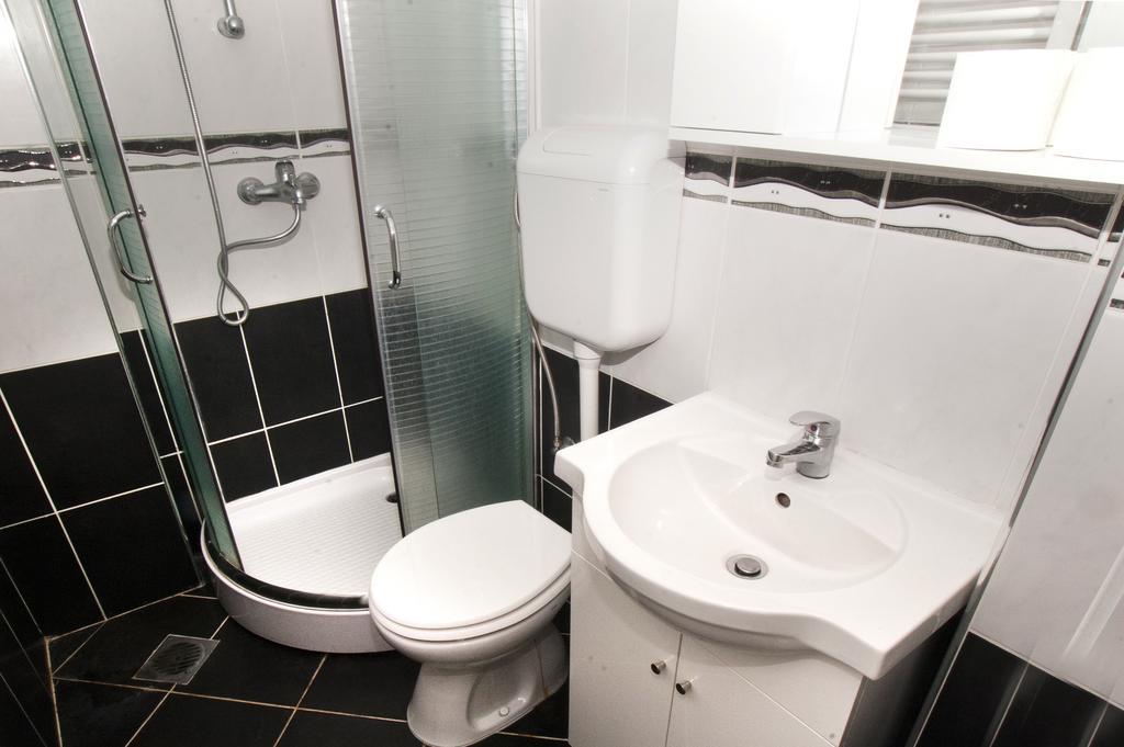 Star Apartment Belgrado Camera foto